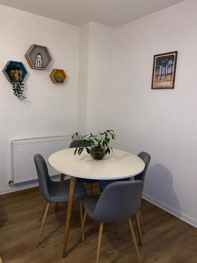 Superbe Appartement Au Calme Avec Parking Gratuit. Mérignac Zewnętrze zdjęcie